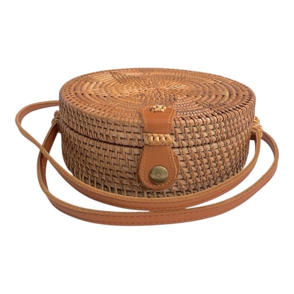 MadeTerra Star Rattan Straw Crossbody Bag | Boho Ata Handbag (Polka Dot Liner) - Picture 6 of 10